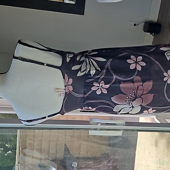 Sweet Pea M dress barely worn - Picture 5 of 10